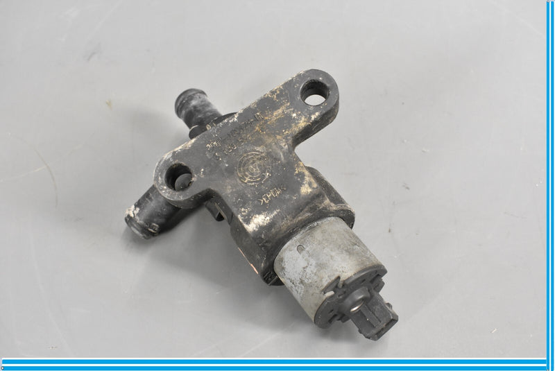 Load image into Gallery viewer, 04-09 Jaguar X350 XJ8 Supercharged HVAC Ac Air Conditioner Heater Water Pump Oem