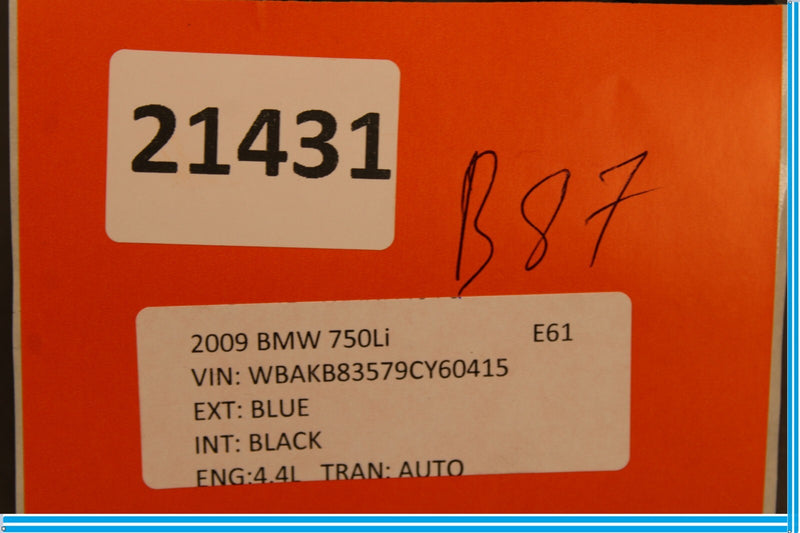 Load image into Gallery viewer, 09-15 BMW 750Li F01 F02 Trunk Deck Lid Lock Cylinder Oem