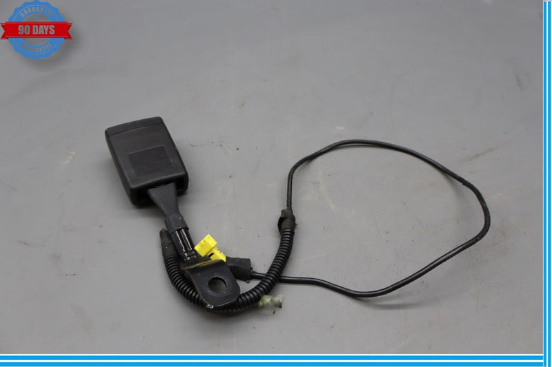 Load image into Gallery viewer, 12-19 Mercedes X166 GL450 GL550 Front Right Side Seat Belt Buckle Black Oem