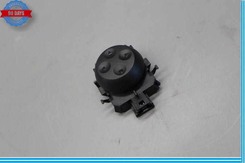 Load image into Gallery viewer, 06-12 Mercedes X164 GL450 ML500 Front Right Seat Lumbar Switch 2048702658 Oem
