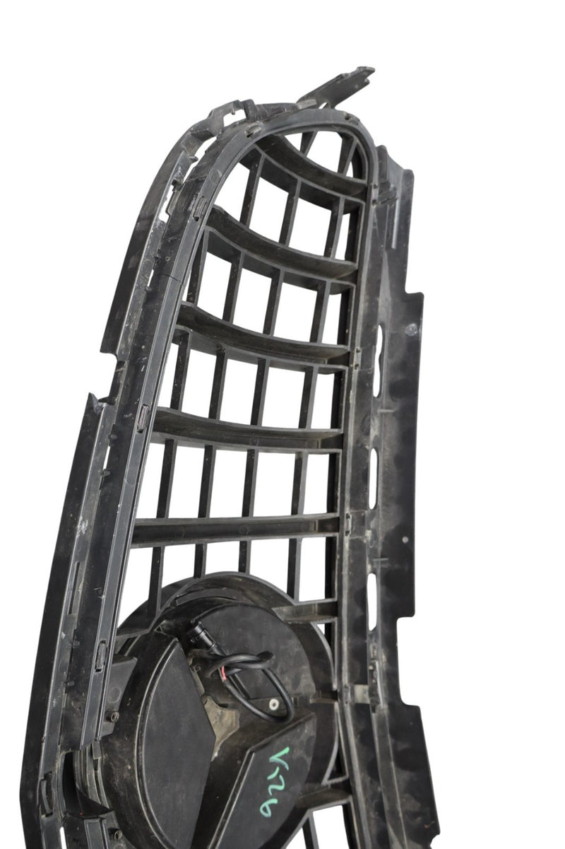 Load image into Gallery viewer, 14-16 Mercedes W212 E350 E550 Front Grill Radiator Grille W/ Center Emblem Oem