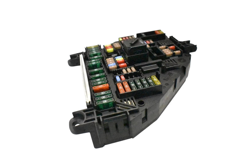 Load image into Gallery viewer, 10-15 BMW 528i 535i 550i 750i Rear Trunk Power Distribution Fuse 61149252813 Oem