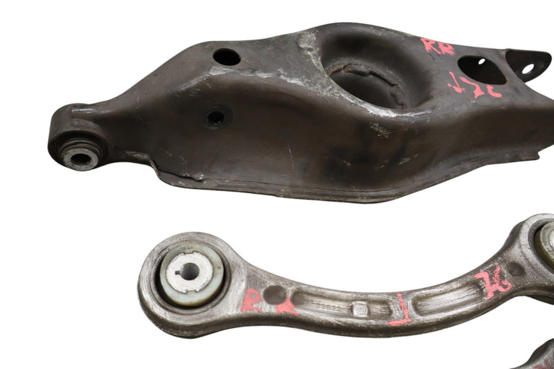 Load image into Gallery viewer, 14-17 Maserati Ghibli M157 Rear Right Passenger Suspension Control Arm Set Oem