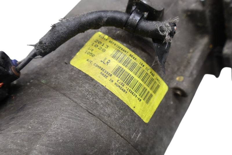 Load image into Gallery viewer, 14-17 Land Range Rover Sport AC Air Conditioning Compressor Pump Assembly Oem
