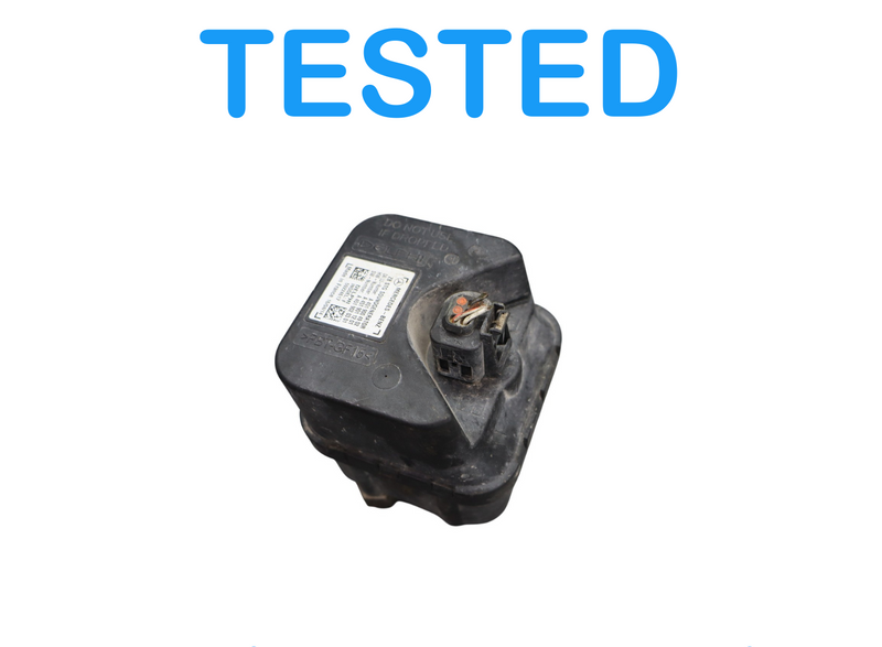 Load image into Gallery viewer, 06-19 Mercedes GL450 ML350 B250e Sound Speaker Generator Control Unit Oem