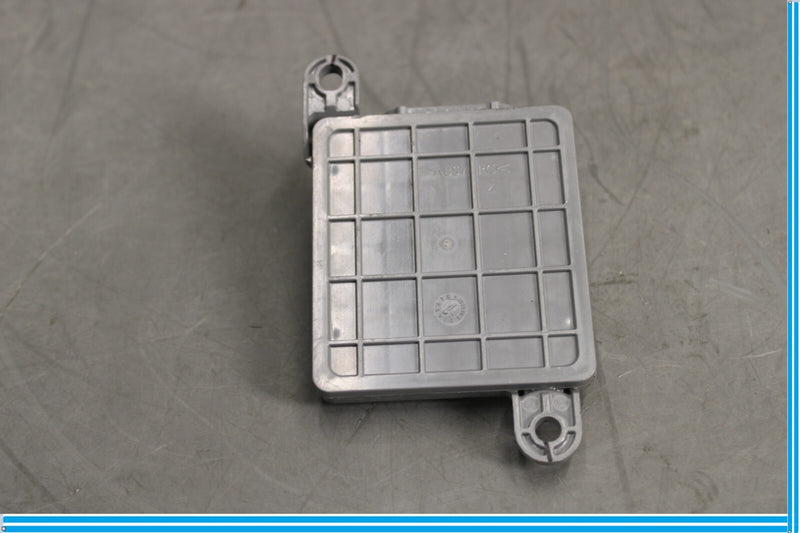 Load image into Gallery viewer, 11-17 Porsche Cayenne Front Right Passenger Seat Occupant Sensor Module Oem