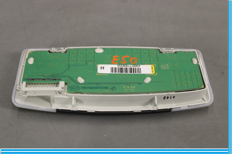 Load image into Gallery viewer, 12-18 BMW 320i 328i F30 Rear Interior Roof Overhead Reading Dome Light Lamp Oem
