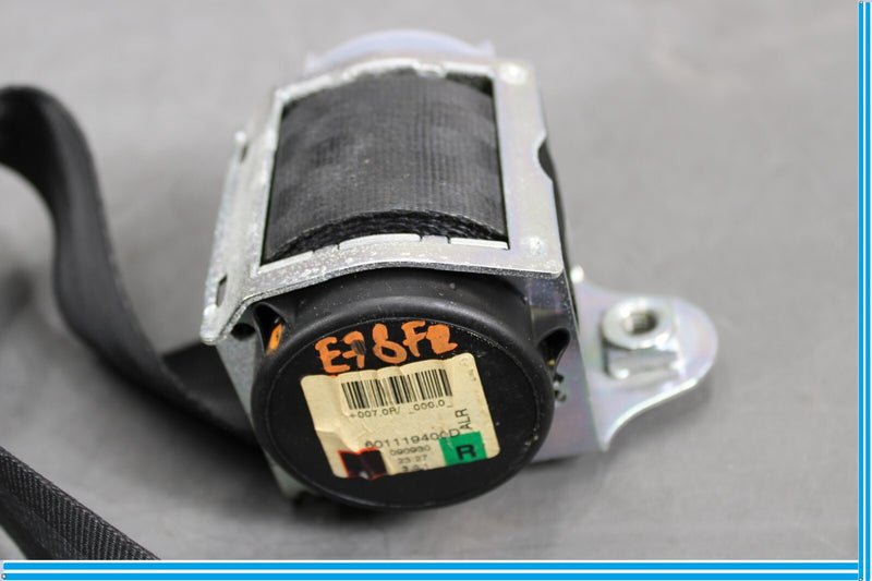 Load image into Gallery viewer, 10-13 Land Rover Range Rover Sport Front Right Side Seatbelt Retractor Oem