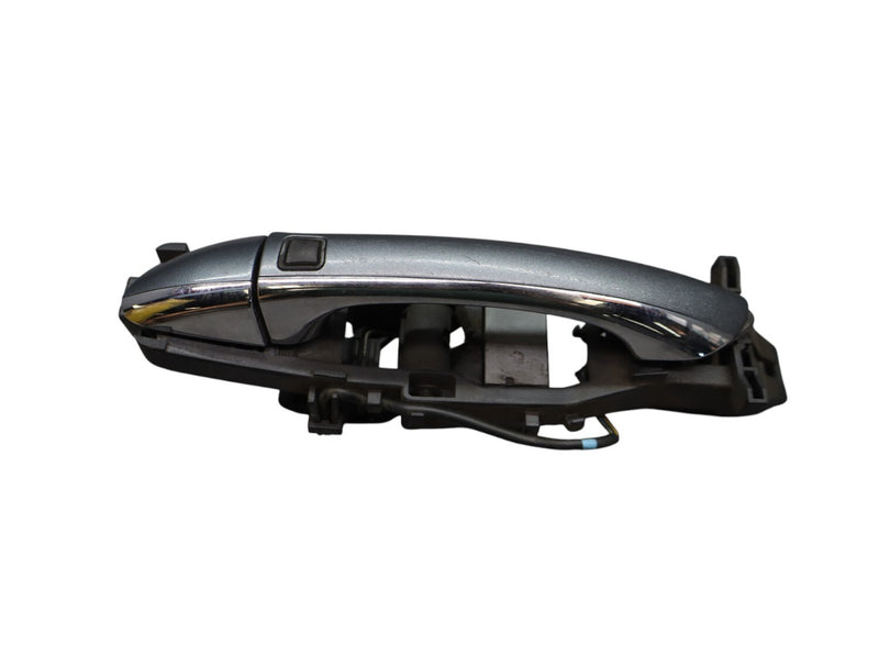Load image into Gallery viewer, 06-11 Mercedes W219 CLS550 Rear Left Side Keyless Go Exterior Door Handle Oem
