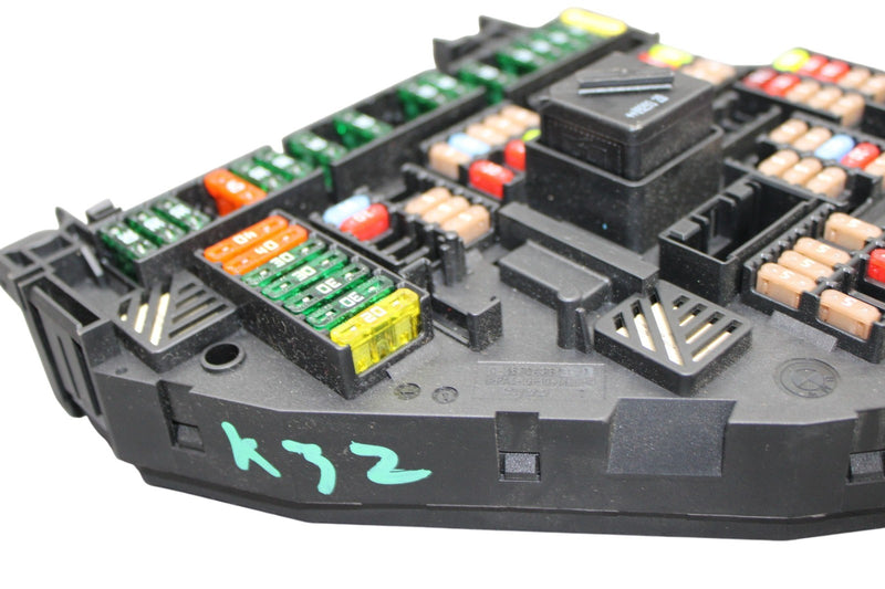 Load image into Gallery viewer, 11-16 BMW 528i 535i 550i xDrive Power Distribution Junction Fuse Relay Box Oem