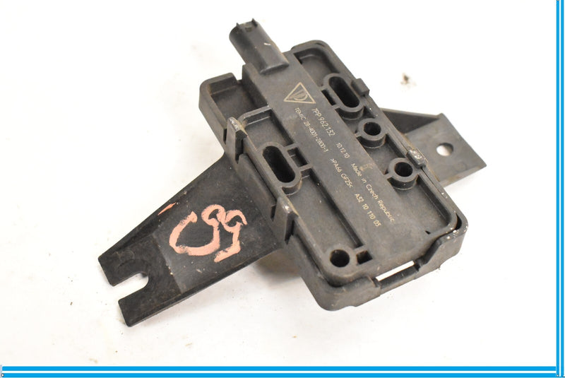 Load image into Gallery viewer, 11-18 Porsche Cayenne Keyless Entry Antenna Module 7PP962132 Oem
