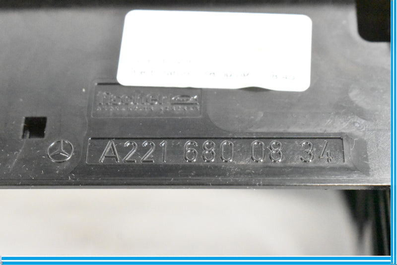 Load image into Gallery viewer, 07-13 Mercedes S550 S600 W221 Dash Center Console CD Player Cover Trim Oem