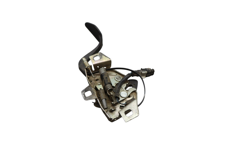 Load image into Gallery viewer, 03-13 Maserati Quattroporte M139 Hood Safety Catch Lock Latch 67278100 Oem