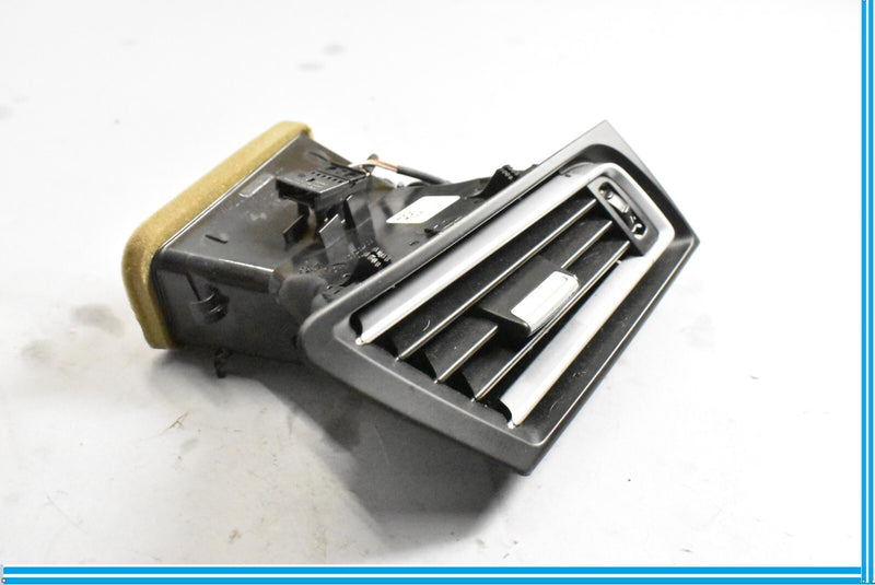 Load image into Gallery viewer, 09-15 BMW 750i 750Li F01 Front Right Passenger Air Vent Grille 9115858 Oem