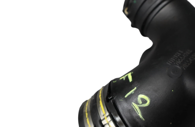 Load image into Gallery viewer, 14-17 Maserati Ghibli Right Side Turbo Intercooler Hose Air Duct Tube Oem