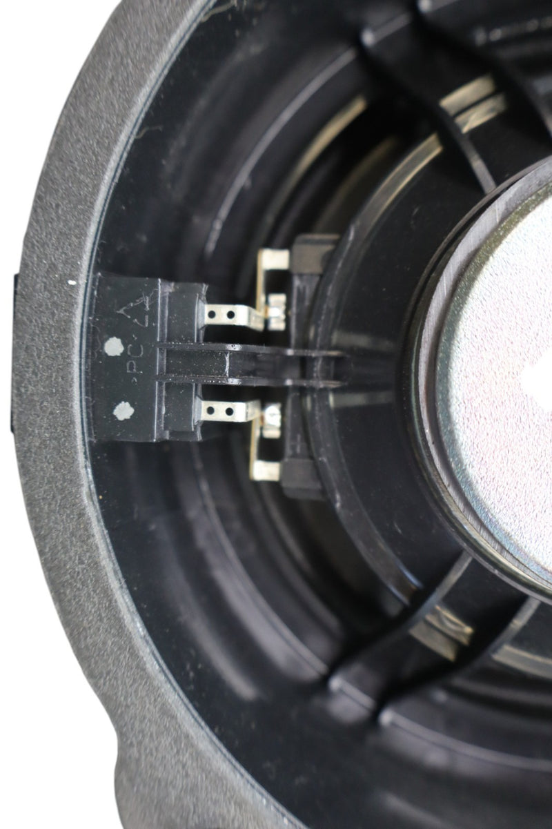 Load image into Gallery viewer, 16-23 Jaguar X761 F-Pace XE Front Right Side Door Audio Speaker GX7318808DB Oem