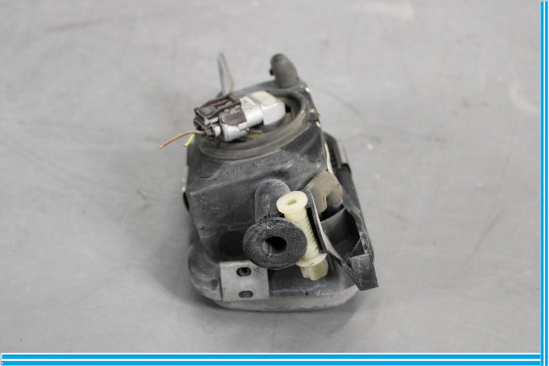 Load image into Gallery viewer, 03-06 Mercedes R230 SL500 Left Driver Side Fog Light Lamp Oem