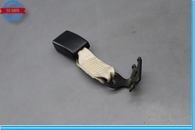 Load image into Gallery viewer, 14-20 Maserati Ghibli M157 Rear Second Row Right Side Seat Belt Buckle Oem