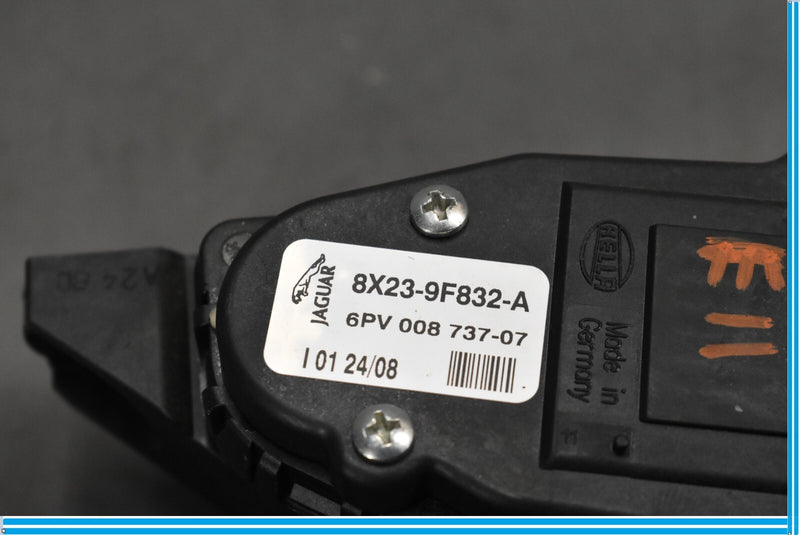 Load image into Gallery viewer, 09-11 Jaguar XF Engine Acceleration Gas Pedal Accelerator Oem