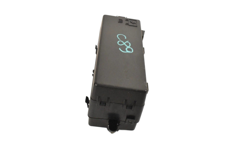 Load image into Gallery viewer, 14-17 Maserati Ghibli Power Distribution Fuse Relay Junction Box 670008649 Oem