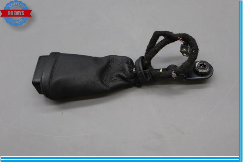 Load image into Gallery viewer, 14-22 Maserati Quattroporte M156 Front Left Driver Side Seat Belt Buckle Oem