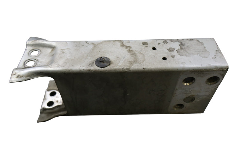 Load image into Gallery viewer, 16-20 Jaguar XF XE X260 Front Right Side Bumper Reinforcement Bar Bracket Oem
