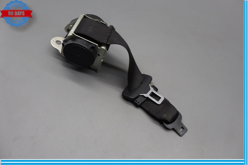 Load image into Gallery viewer, 14-17 Maserati Ghibli Rear Center Seat Belt Retractor 6700174400 Oem