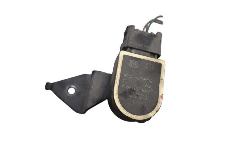 Load image into Gallery viewer, 12-18 Mercedes CLS550 GL450 Front Right Suspension Height Level Sensor Oem