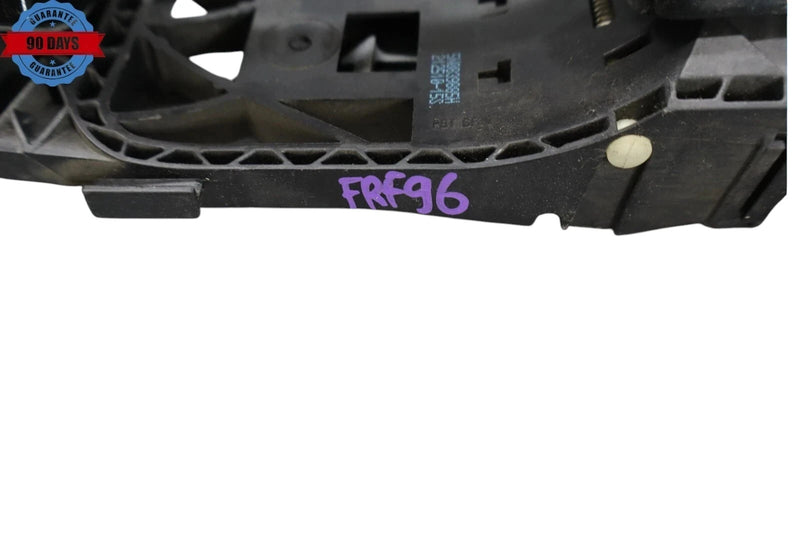 Load image into Gallery viewer, 11-18 Volkswagen VW Touareg Front Right Passenger Side Exterior Door Handle OEM