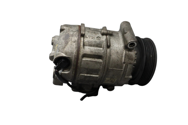 Load image into Gallery viewer, 09-16 Volkswagen Touareg A/C Air Conditional Compressor Assembly 7P0820803 Oem