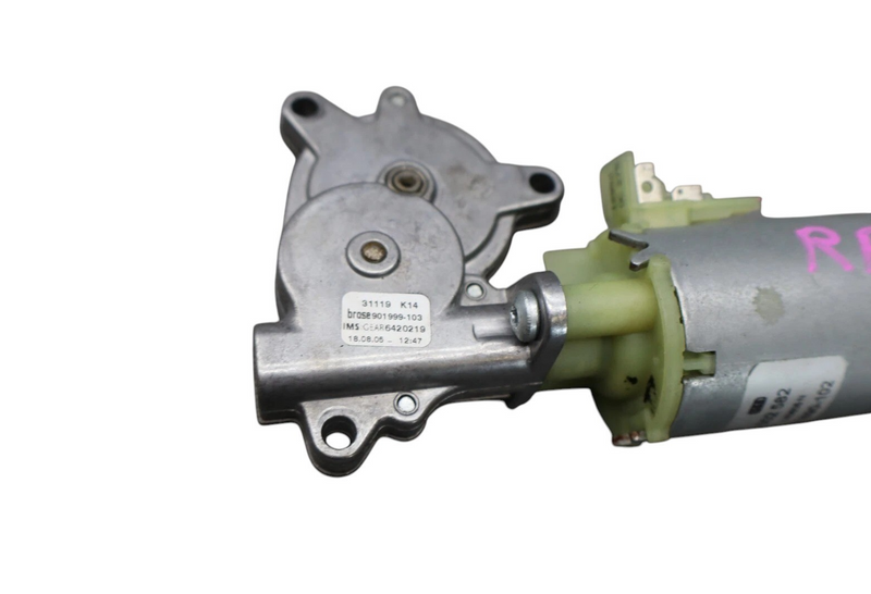 Load image into Gallery viewer, 06-12 Bentley Continental Flying Spur Front Right Seat Adjust Control Motor Oem