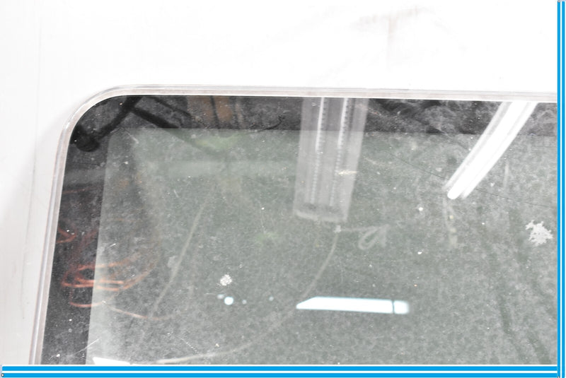 Load image into Gallery viewer, 03-12 Maserati Quattroporte Sunroof Moon Roof Glass Oem