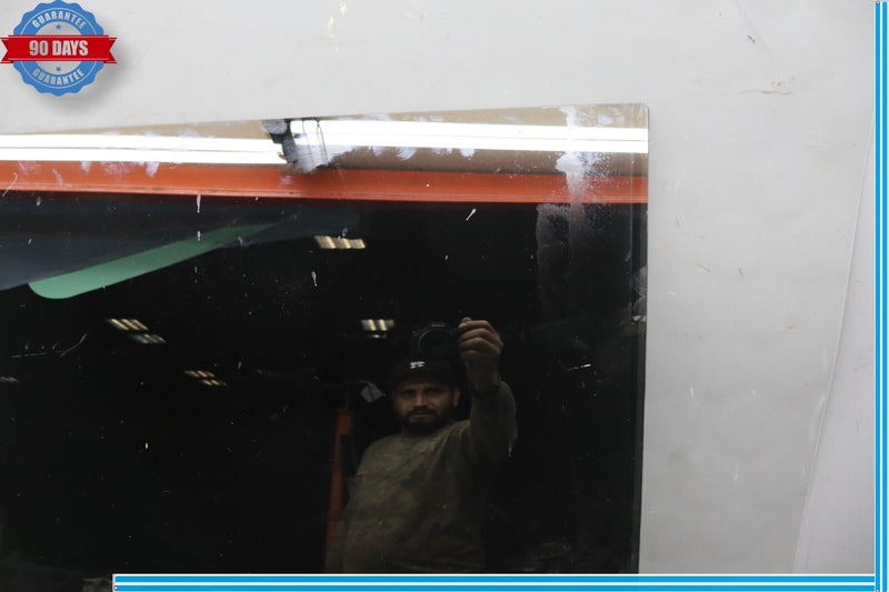 Load image into Gallery viewer, 13-19 Mercedes X166 GL450 GLS550 Rear Left Side Window Glass 1667352510 Oem