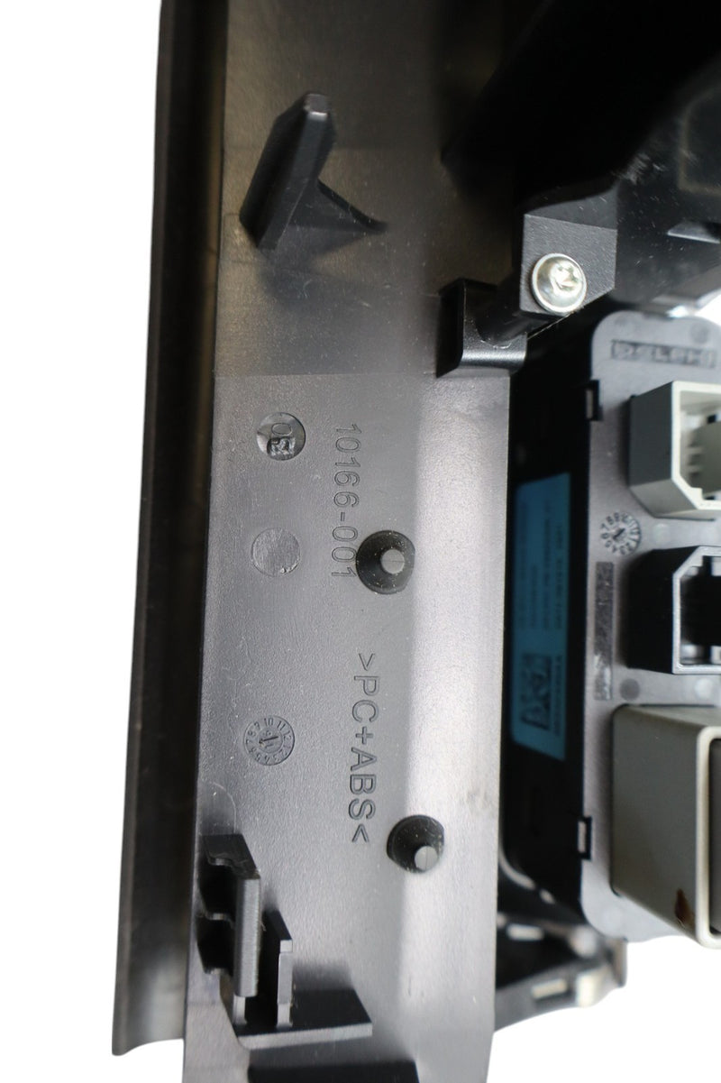 Load image into Gallery viewer, 14-19 Maserati Ghibli Dash AUX USB Phone Storage Box Compartment 670066186 Oem