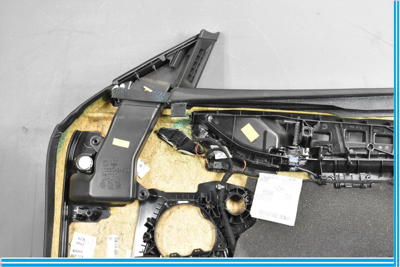 Load image into Gallery viewer, 14-17 Maserati Quattroporte Front Left Driver Side Interior Door Panel Oem