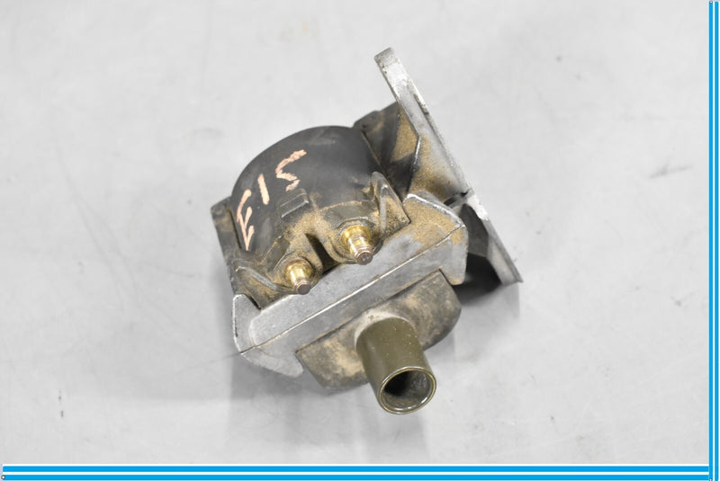 Load image into Gallery viewer, 90-99 Mercedes R129 300SL SL500 Ignition Coil 0001585703 Oem