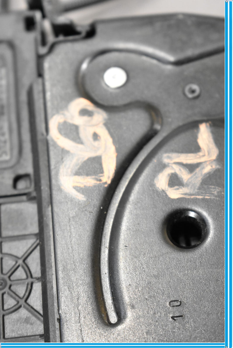 Load image into Gallery viewer, 12-18 BMW 320i 328i F30 Rear left Driver Side Trunk Deck Lid Latch Catch Oem