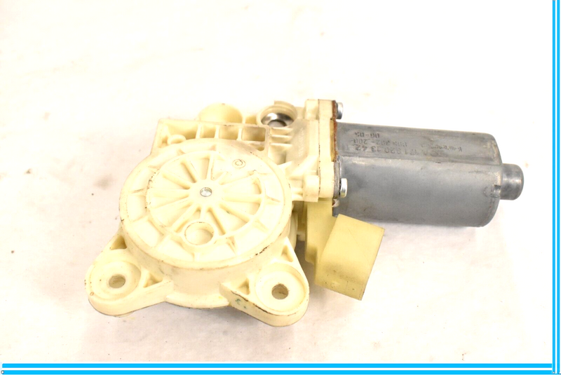 Load image into Gallery viewer, 07-14 Mercedes CL550 CL600 W216 Rear Right Passenger Door Window Motor Oem