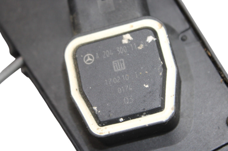 Load image into Gallery viewer, 08-20 Mercedes W212 E550 CLS550 Gas Throttle Pedal Accelerator A2043001204 Oem