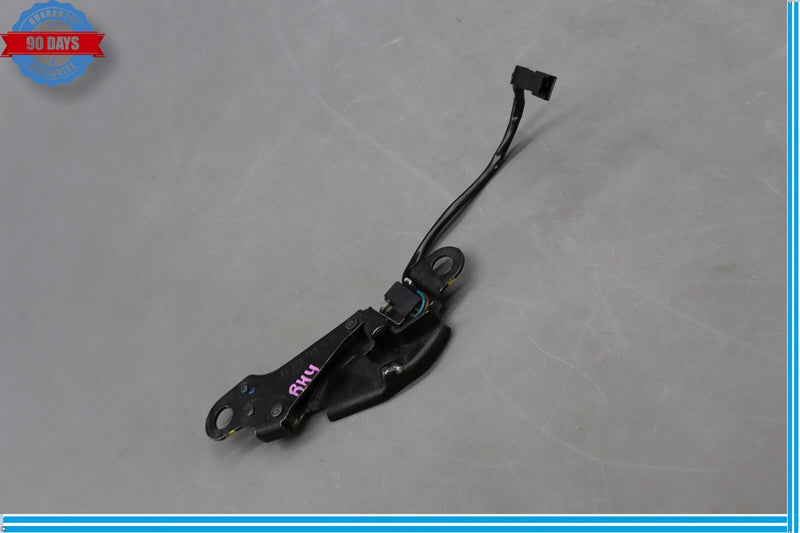 Load image into Gallery viewer, 03-06 Mercedes R230 SL500 Right Convertible Roof Top Striker w/ Sensor Oem