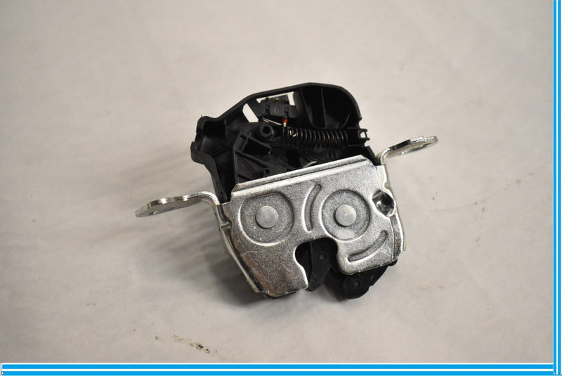 Load image into Gallery viewer, 15-20 Mercedes C300 W205 Rear Left Seat Fold Release Lock Latch 2059200476 Oem