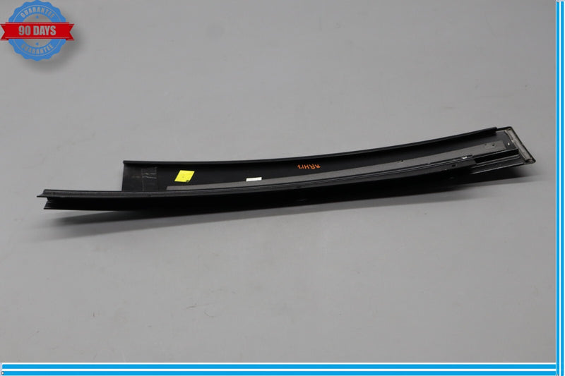 Load image into Gallery viewer, 08-14 Mercedes C250 C300 C350 Rear Right Passenger Side Door Shell Trim Oem