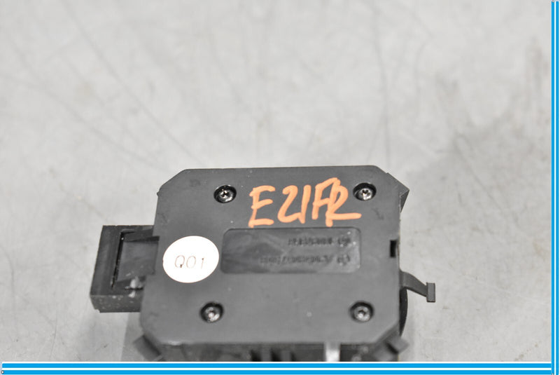 Load image into Gallery viewer, 12-19 Mercedes GL450 X166 Front Right Passenger Side Seat Lumbar Switch Oem