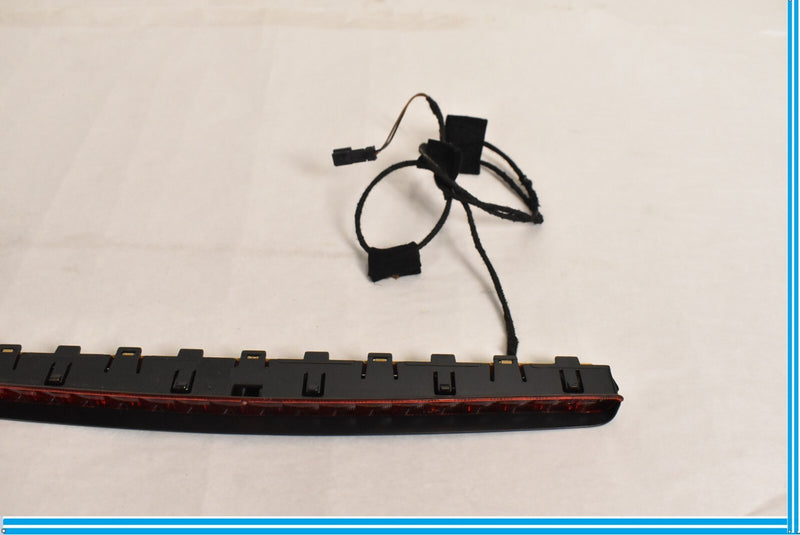 Load image into Gallery viewer, 07-14 Mercedes CL550 S550 W216 Rear 3rd Third Brake Stop Light Lamp Oem