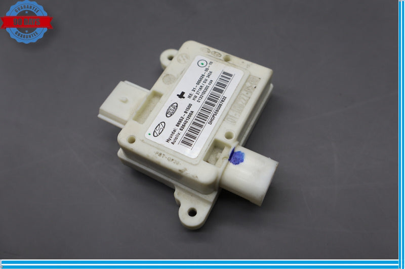 Load image into Gallery viewer, 15-20 Hyundai Genesis G80 Right Side Seat Occupant Detection Sensor Module Oem