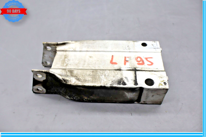 Load image into Gallery viewer, 08-15 Mercedes W204 C300 C350 Front Left Bumper Reinforcement Bar Bracket Oem