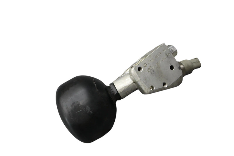 Load image into Gallery viewer, 00-06 Mercedes R230 SL500 S600 Pressure Relief Valve Hydraulic Suspension Oem