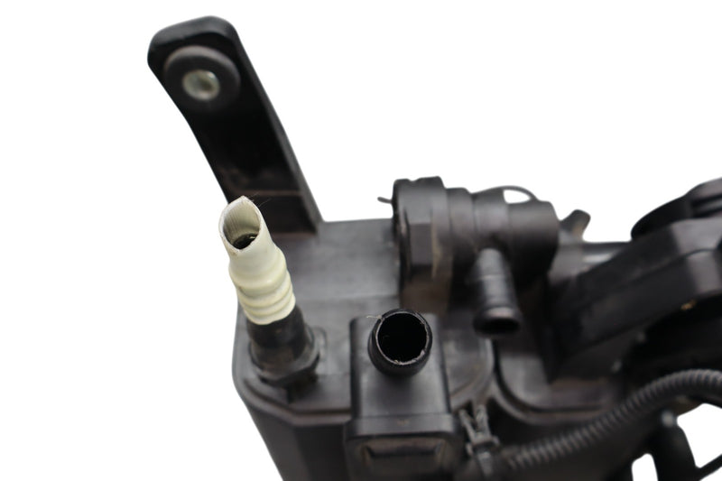 Load image into Gallery viewer, 11-18 Porsche Cayenne Turbo 958 Fuel Evap Vapor Charcoal Canister 7P0201801B Oem