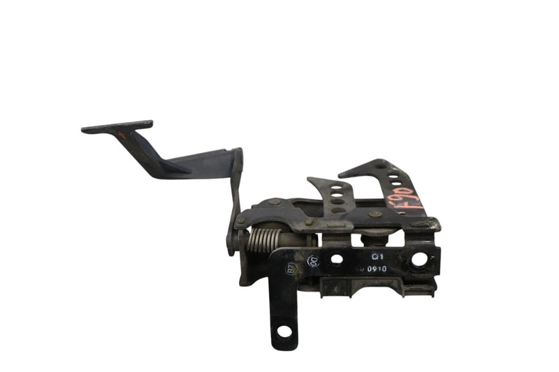 Load image into Gallery viewer, 07-13 Mercedes W221 S550 S600 Front Hood Catch Release Latch Lock 2218800264 Oem