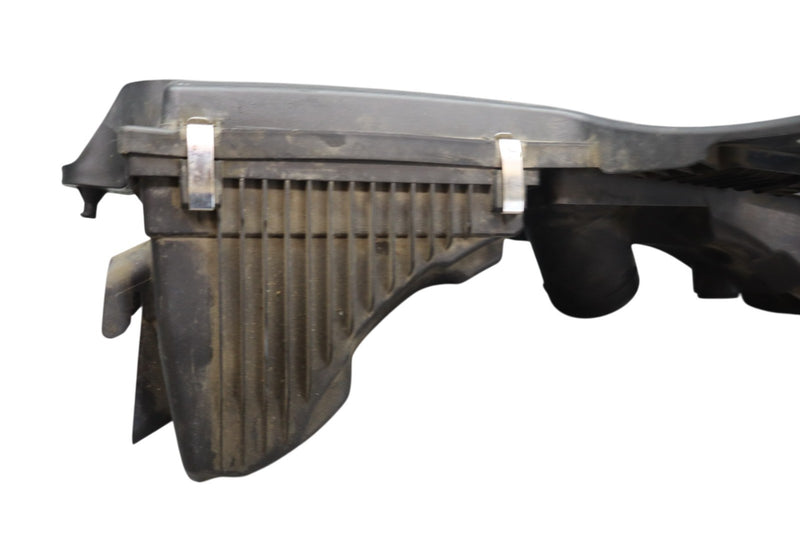 Load image into Gallery viewer, 12-16 BMW 320i 328i 428i F30 Engine Air Intake Filter Box 10737810 Oem